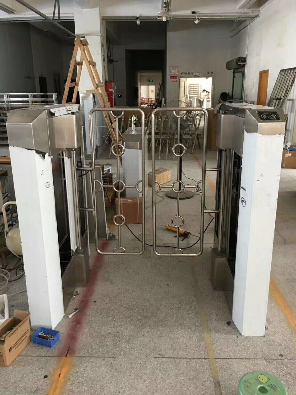 榆林定边县防跨越摆闸